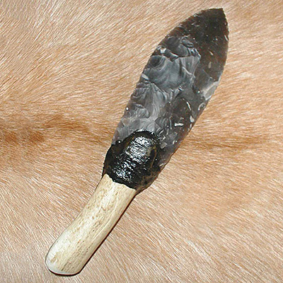 Hafted dagger