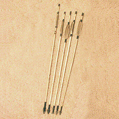 Set of fletched arrows